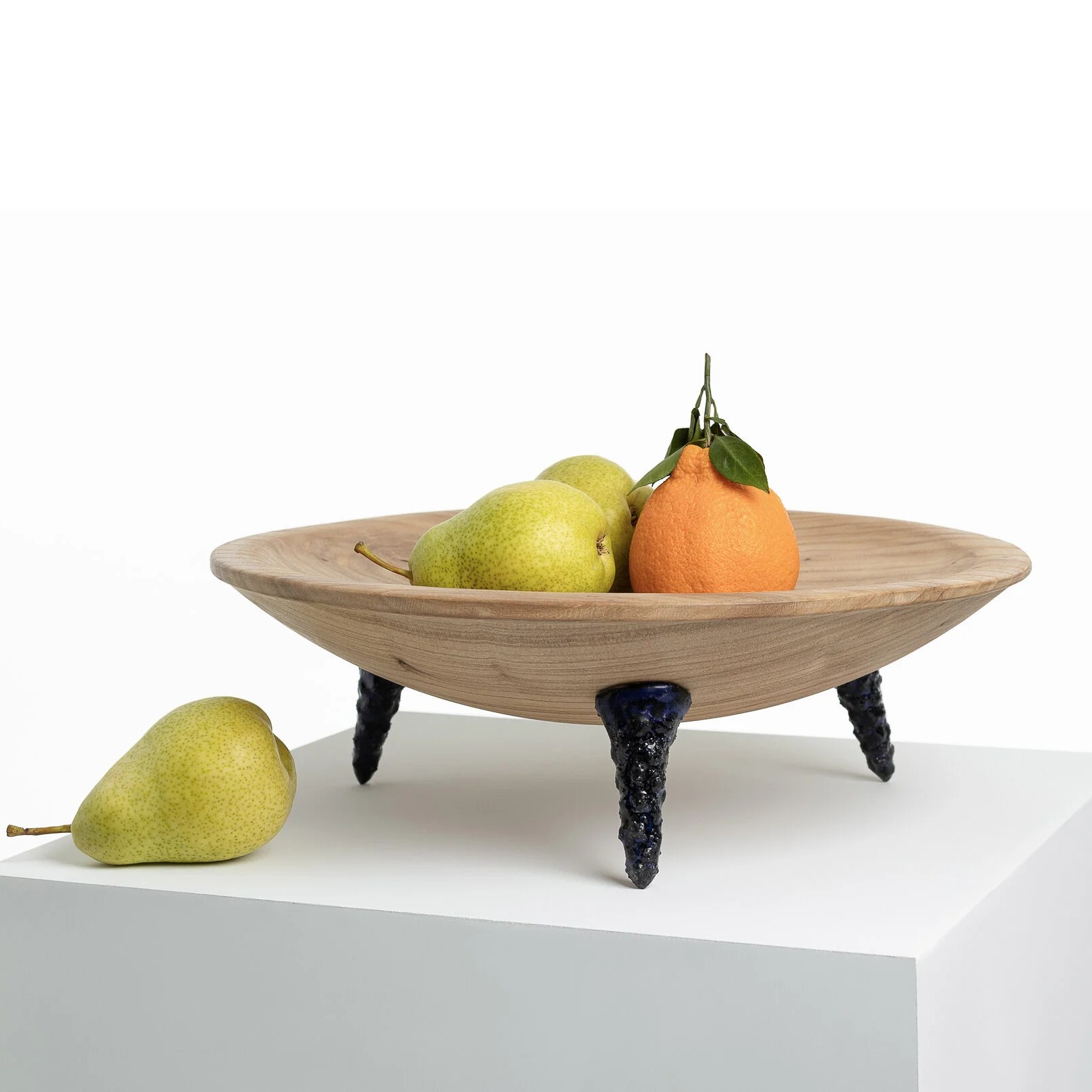 Блюдо Нелетающая тарелка I - изображение 1