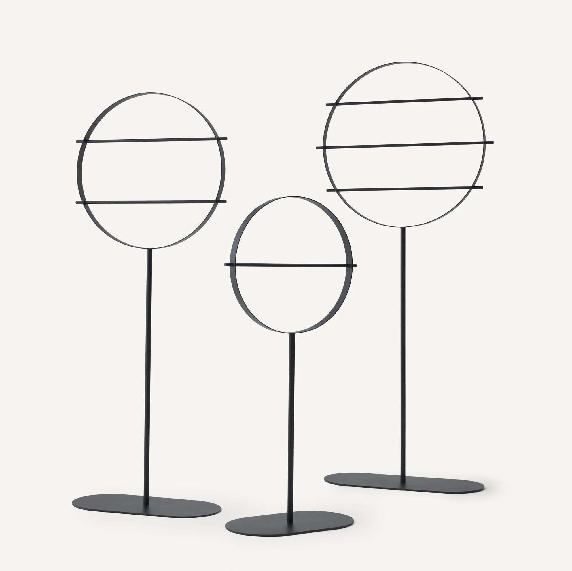 Напольная вешалка BAJO 