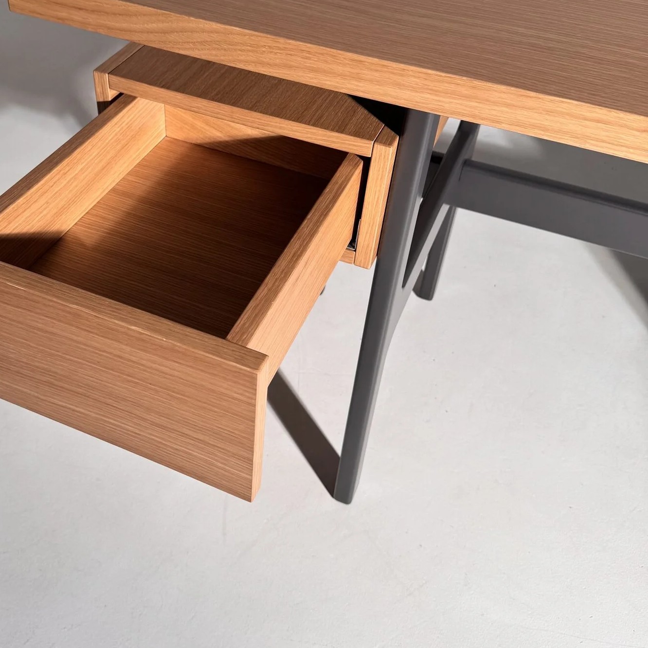 Стол письменный BRIDGE - изображение 2