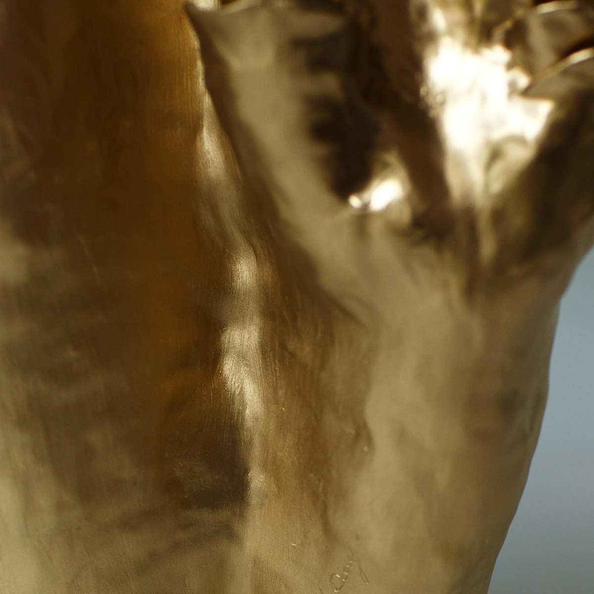 Скульптурная ваза "GOLD FLOWER" - изображение 3