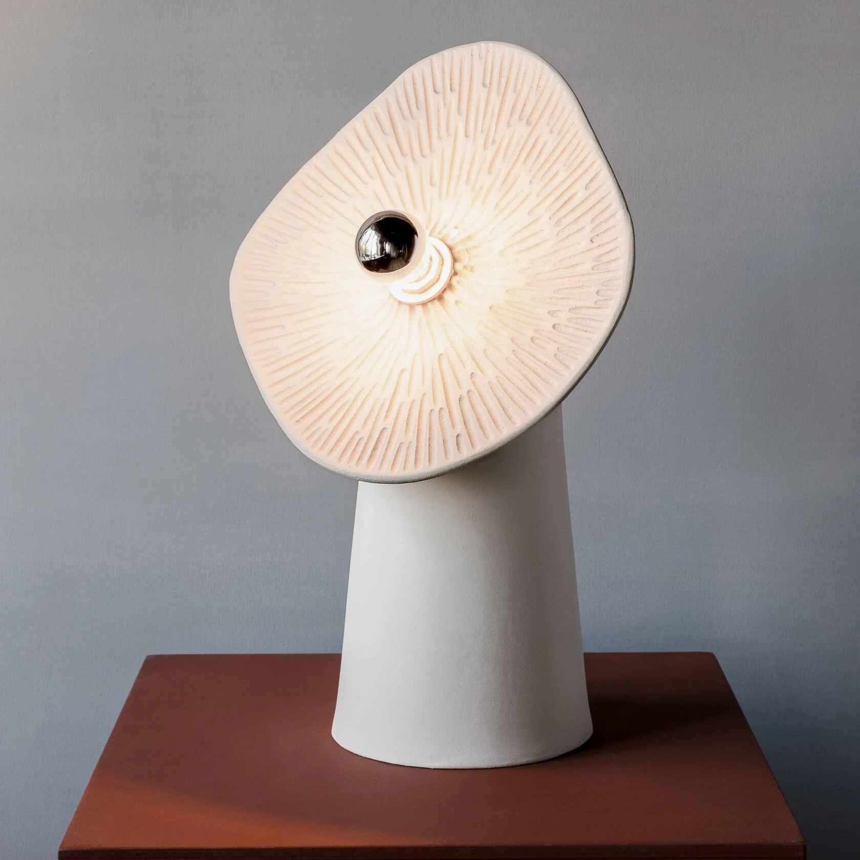 Лампа настольная FLAMMULINA white - изображение 3