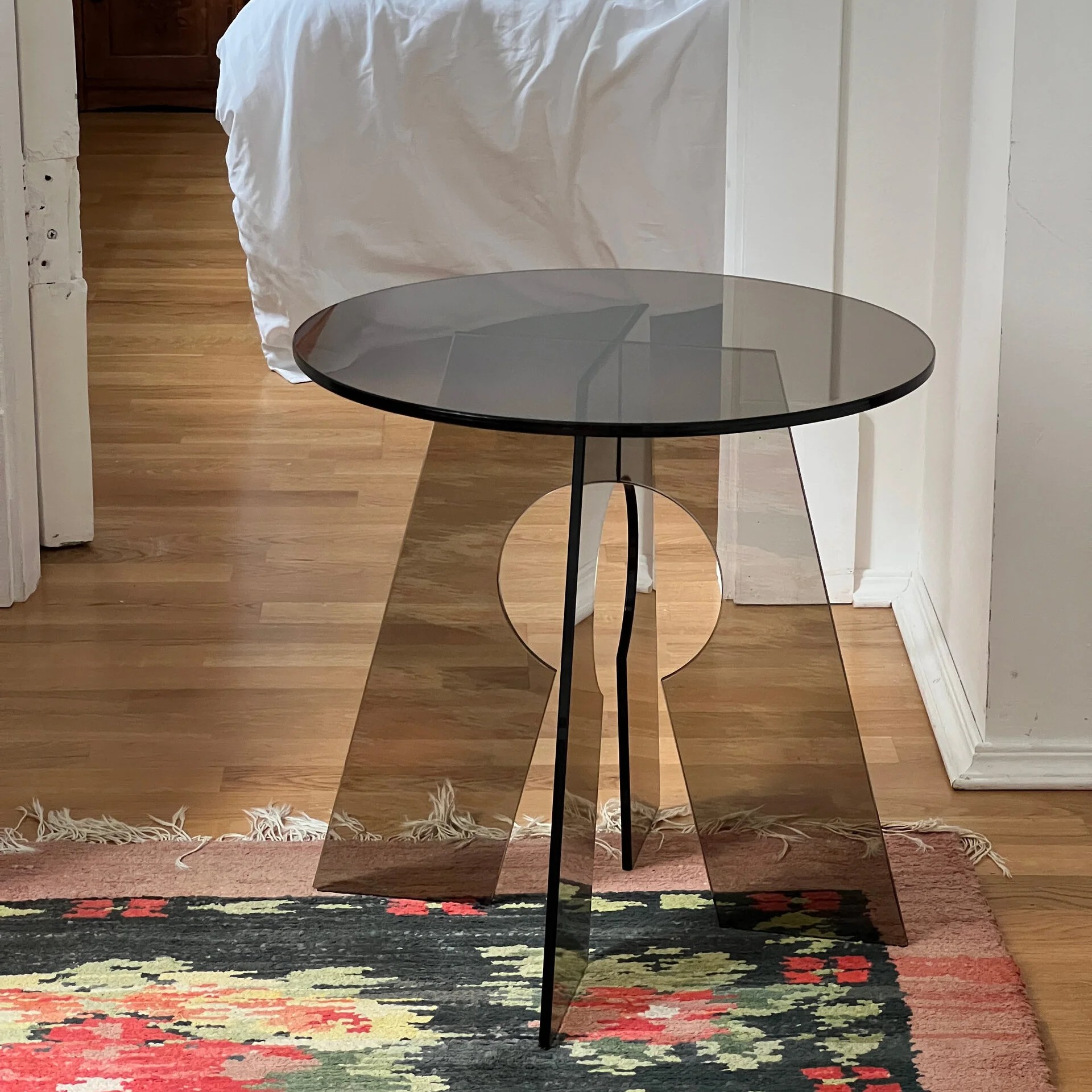 Стеклянный приставной стол SPERO 