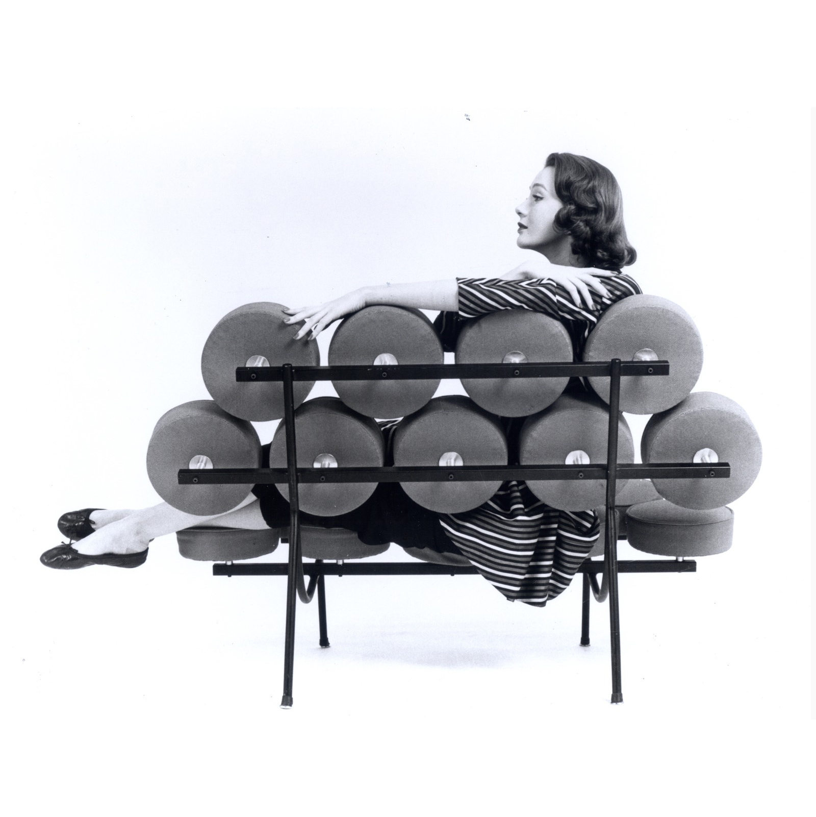 Почему некоторые предметы с течением времени становятся культовыми?