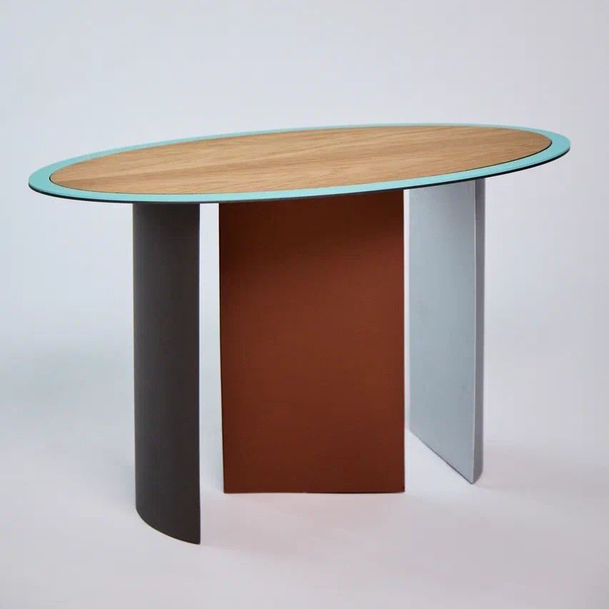 Столик «Форм» 