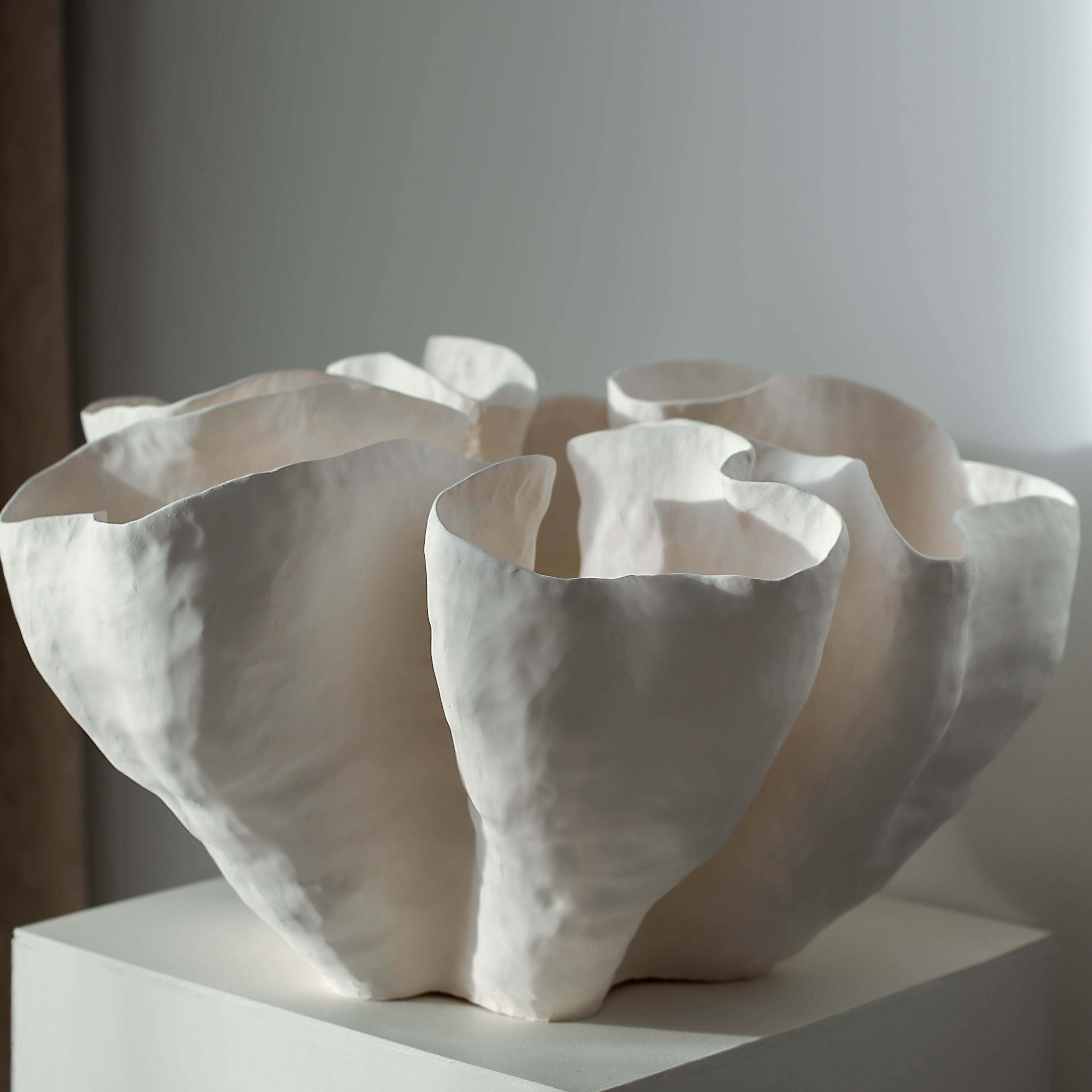 Скульптурная ваза из серии "REFLECTION 2.0" (средняя) - изображение 3