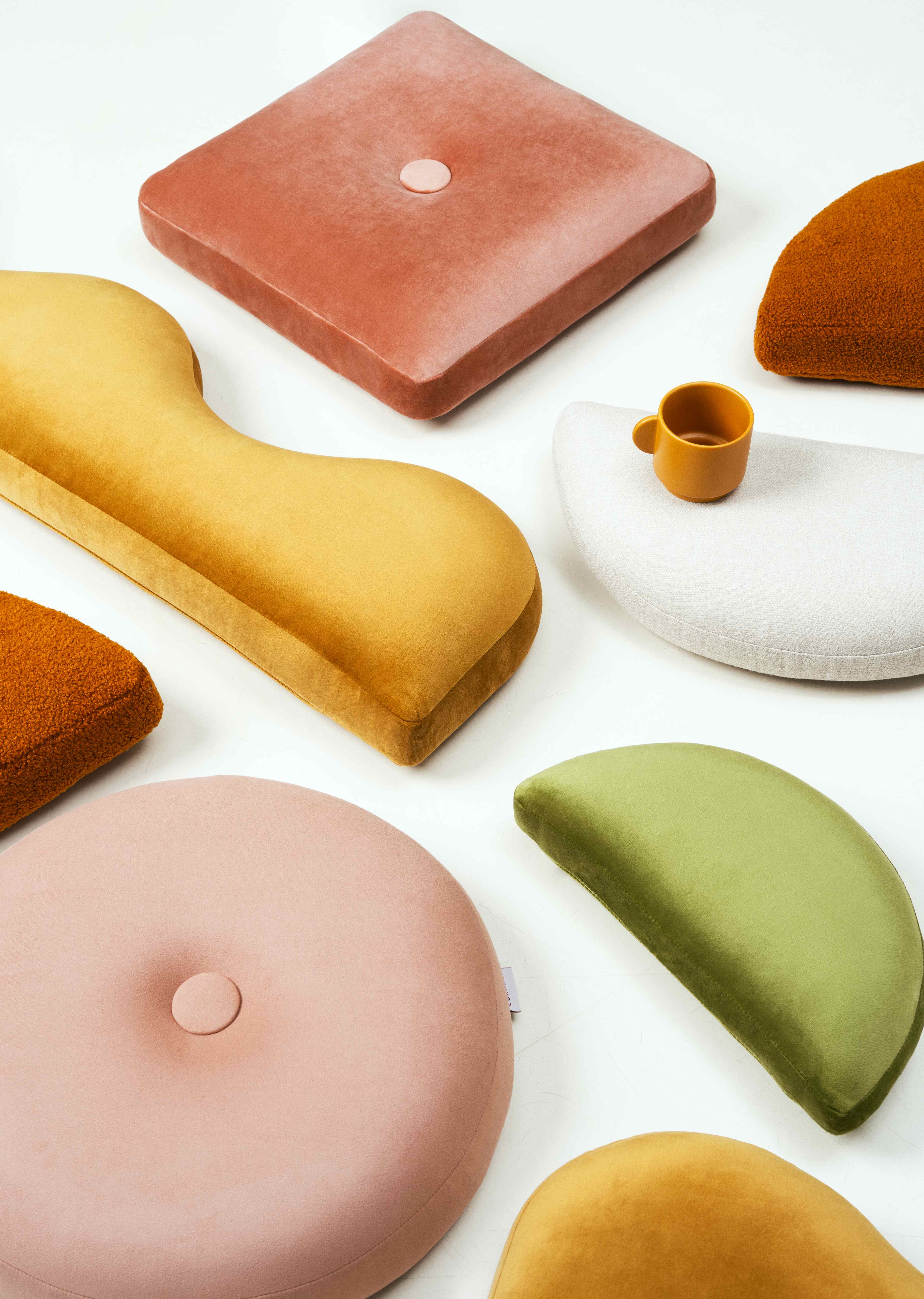Подушка Велюровый макарон - изображение 3