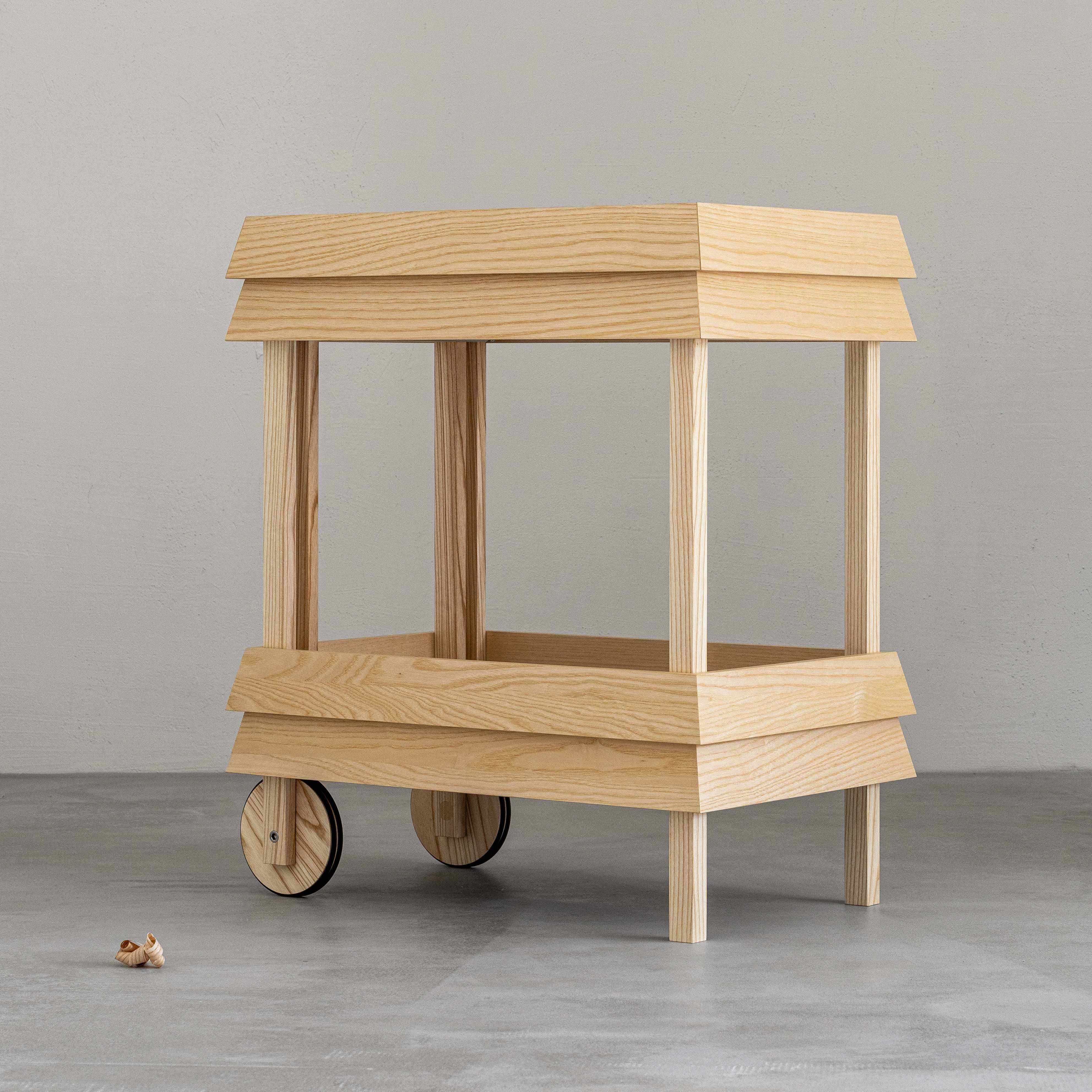 Барная тележка «Гелеполь» - изображение 2